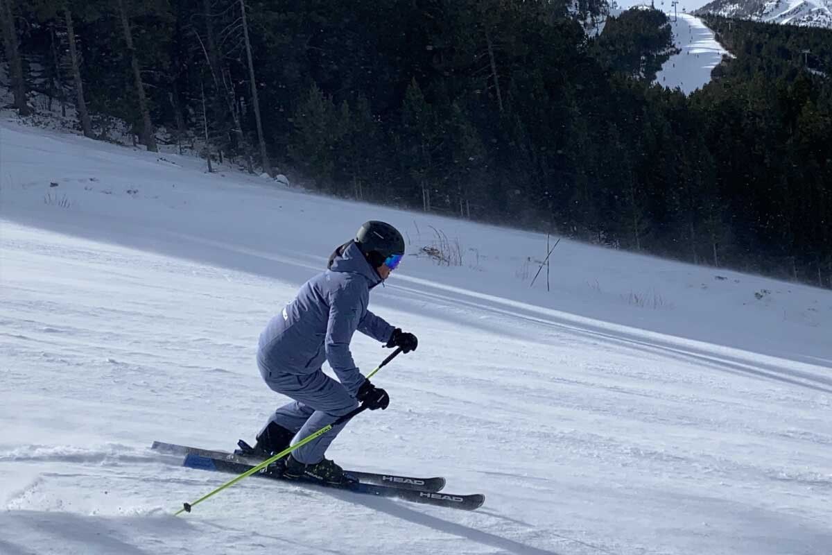 Esquiando por Pal (Foto: R. C.).