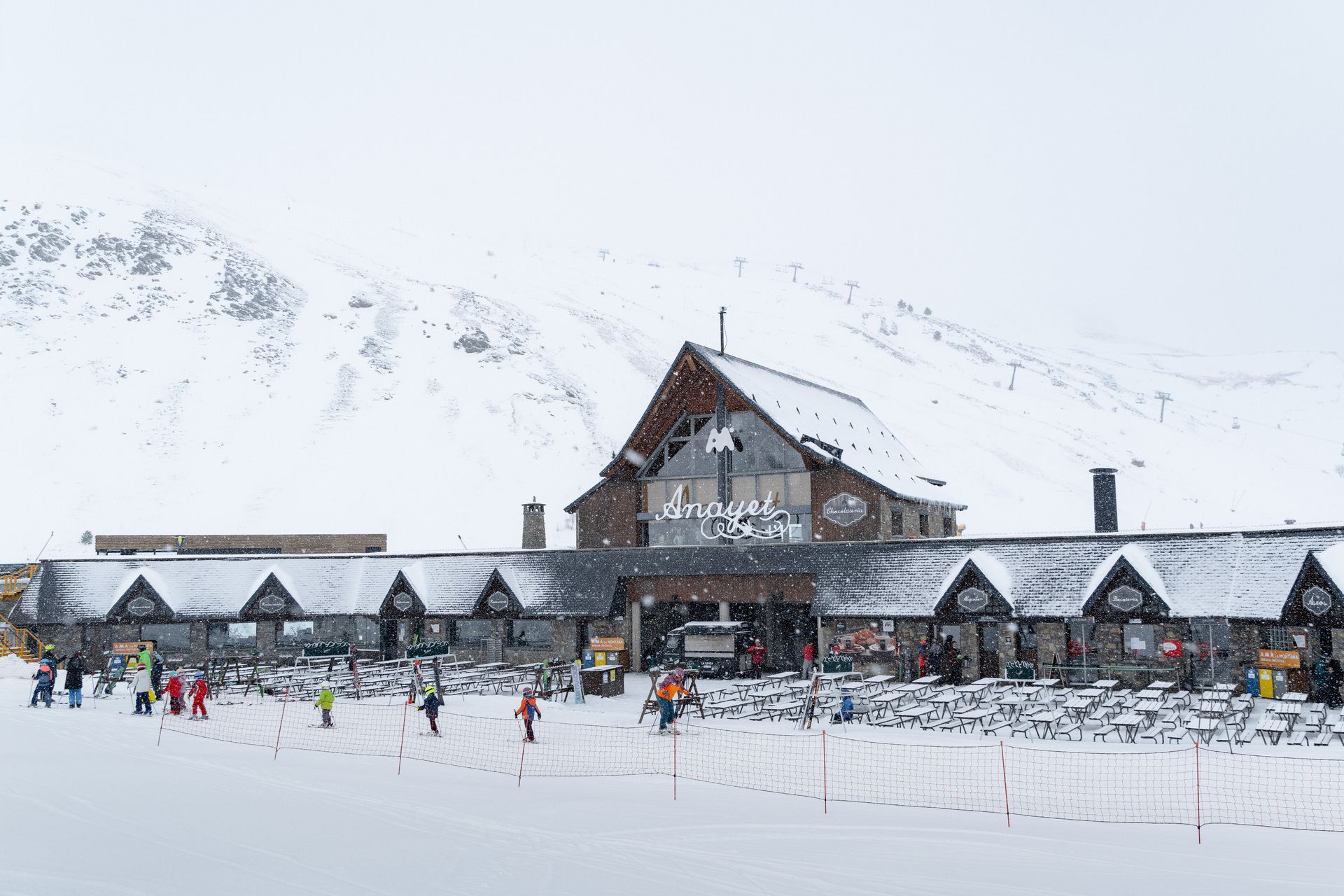 Las estaciones de Aramón amplian kilómetros esquiables este fin de semana