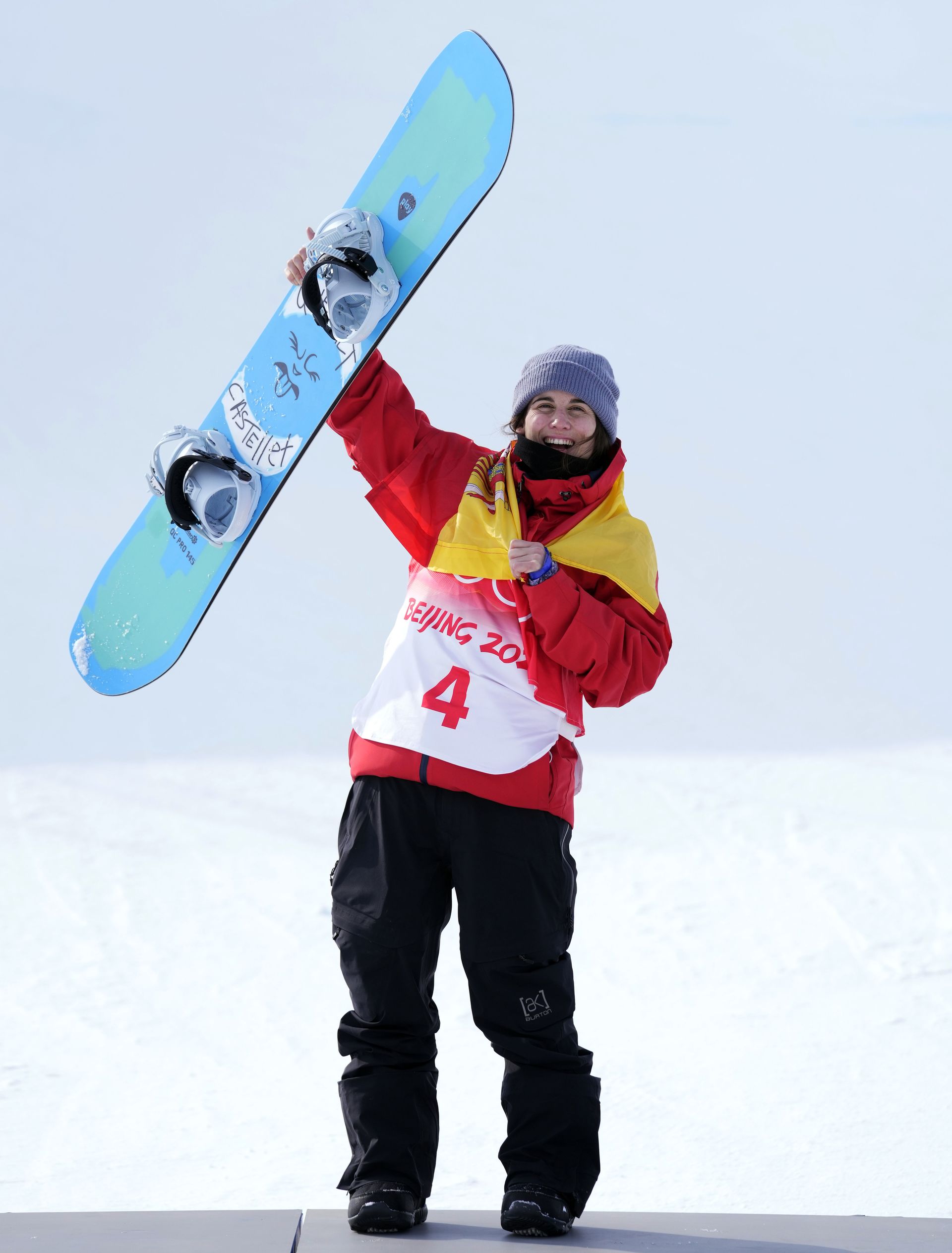 Queralt Castellet tabla snowboard Snow Play en Pekin 2022