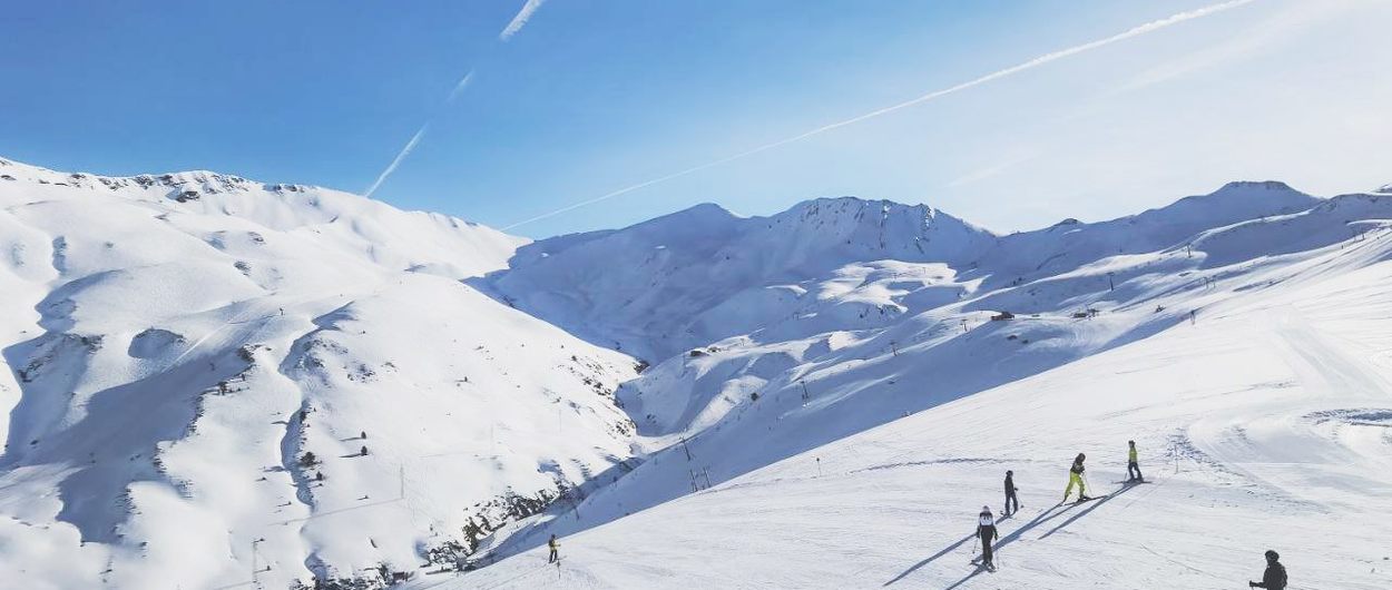 Astún podrá recibir esquiadores de las tres provincias de Aragón