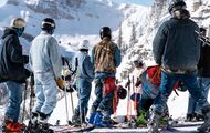 Jackson Hole bate el récord del mundo de esquiadores en tejanos