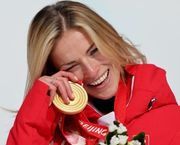 Lara Gut-Behrami se lleva el oro olímpico del Super-G en Pekin 2022