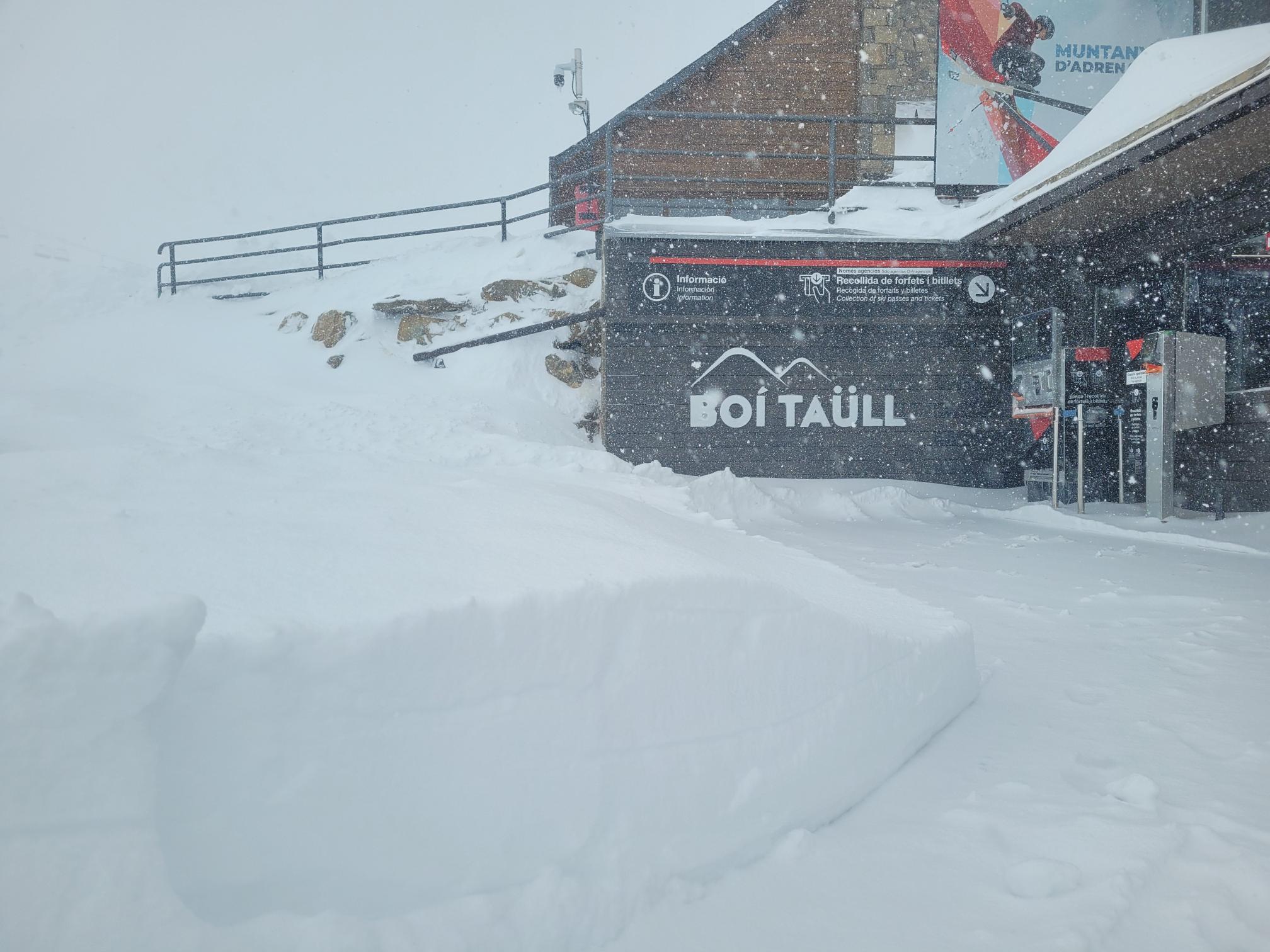 Boí Taull acumula hasta 240 cm de nieve