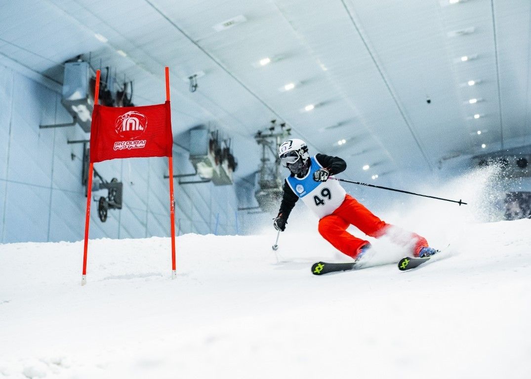 ski dubai race ski