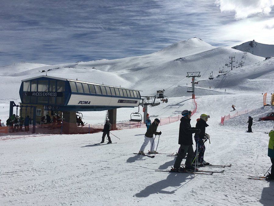 Entrada telesilla Andes Express en Valle Nevado