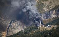 Un incendio arrasa el teleférico Grands Montets de Chamonix