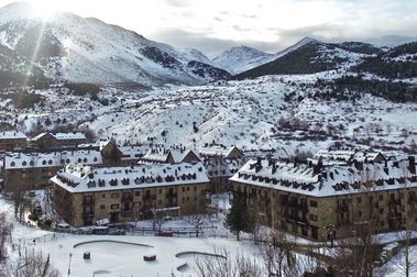 Esquiades.com se queda con los hoteles del resort de Boí Taull