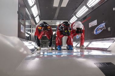 El equipo de Esquí de Velocidad de la RFEDI se entrena en el túnel de viento de Ginebra