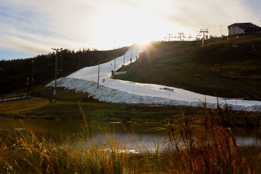 Levi y Ruka abren la temporada de esquí en el hemisferio norte