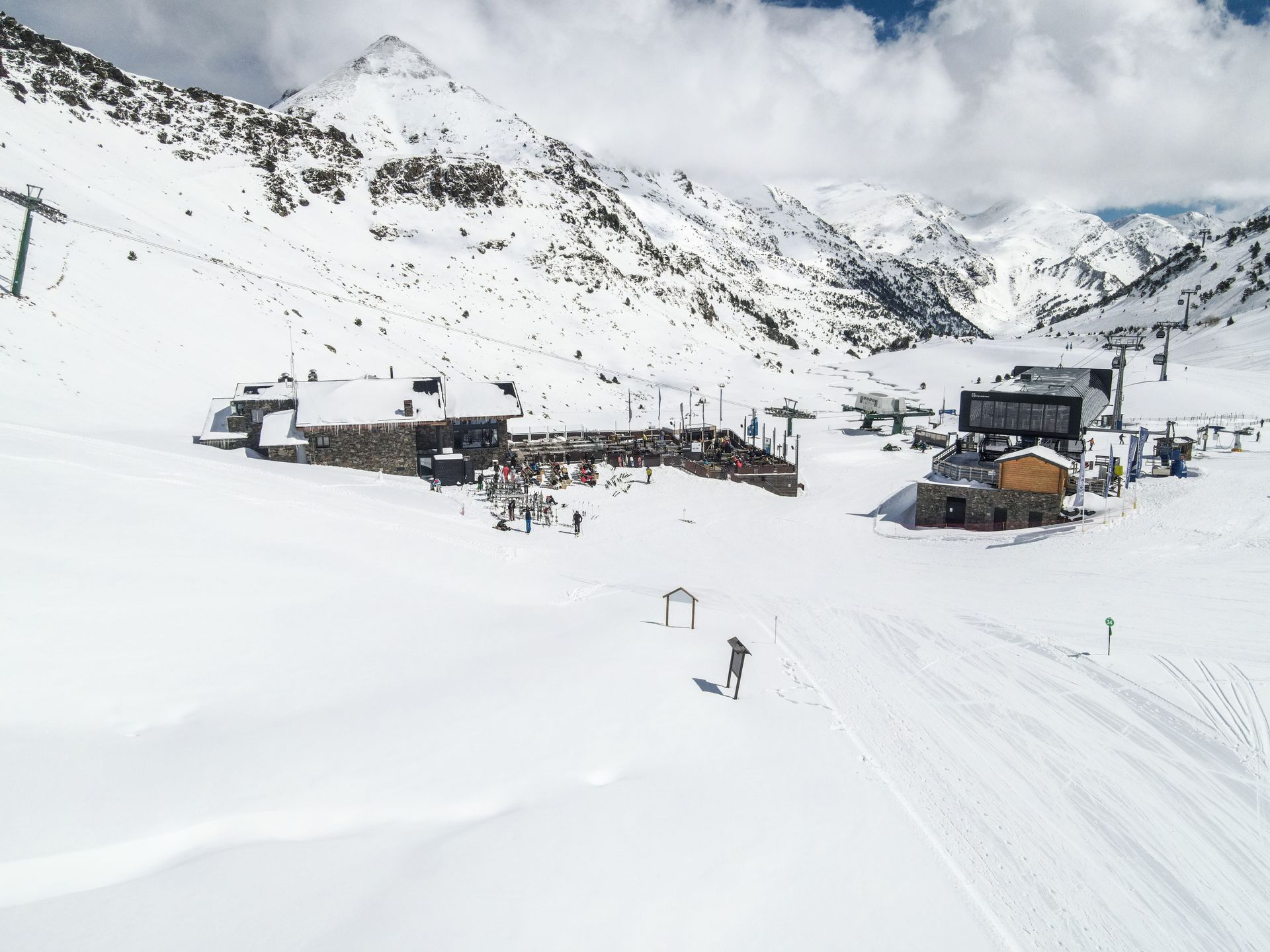 Ordino Arcalís despide su temporada de esquí este domingo con buenos espesores