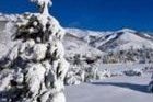 Cerro Catedral recibe sus primeras nevadas a un mes de su apertura
