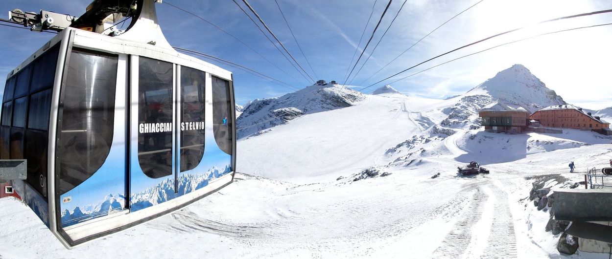 Passo Stelvio vuelve a retrasar su esquí de verano y los esquiadores lo tachan de burla