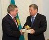 Presidente del COI visita la candidatura de Almaty