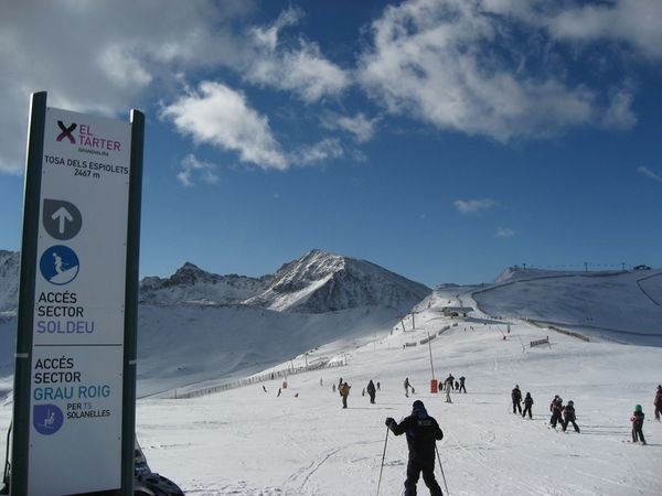 Imagen de la estacion de esqui de Grandvalira