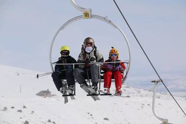 Alto Campoo ya se acerca a las cifras de esquiadores del año pasado