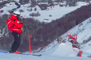 Increíble video: Detrás de un gran centro de ski, hay un gran equipo humano