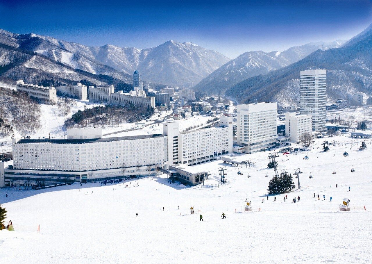 Ski in japan