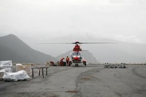 Helicóptero en Arinsal