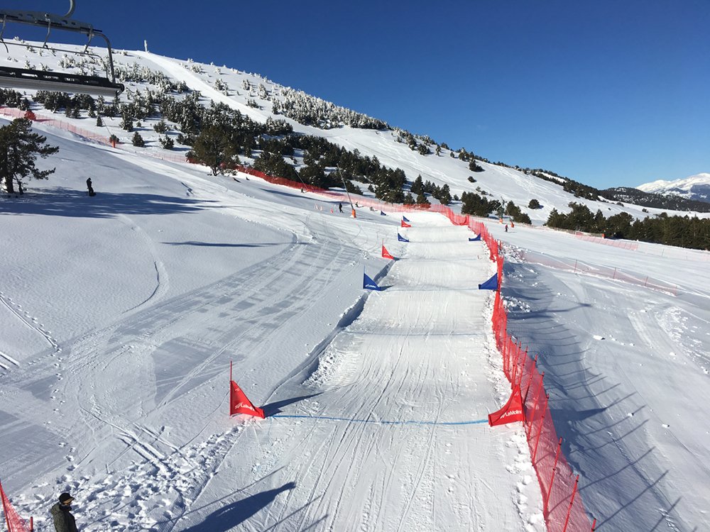 Circuito de snowboardcross en el sector Alabaus de La Molina