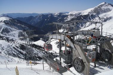 Pal Arinsal abre nueva pista de esquí y mejora su nieve artificial
