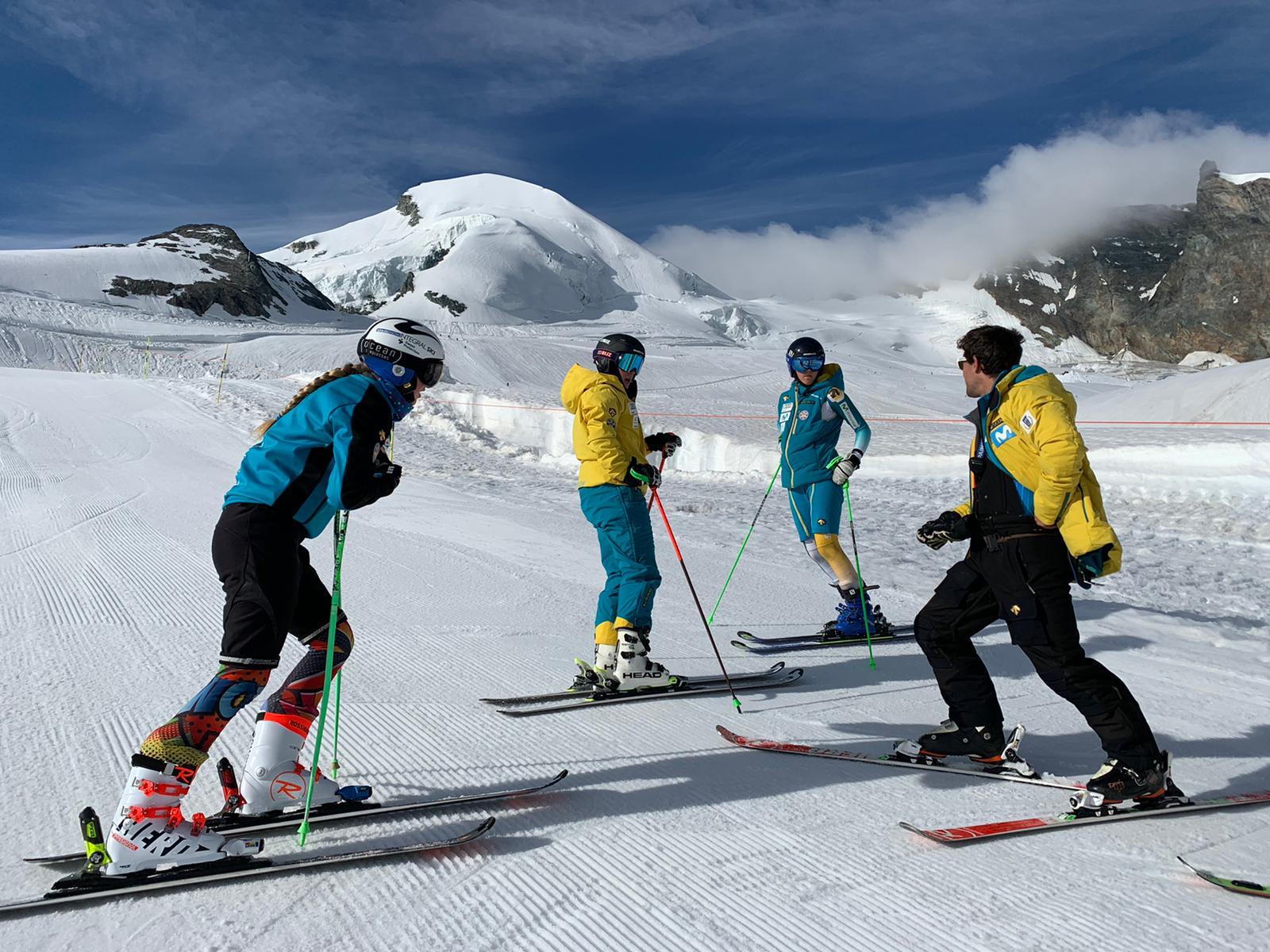 Casa España RFEDI Saas Fee entrenamientos esqui