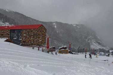 Cae más nieve en Nevados de Chillán y se Abre la pista 3 Marías