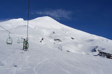 Residentes de Pucón tendrán 50% de dcto. en tickets para esquiar 