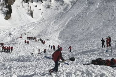 Cuatro fallecidos por una avalancha de nieve en Austria