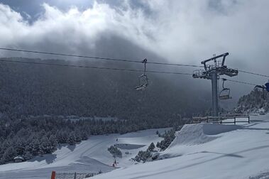 FGC baraja ampliar temporada de sus estaciones de esquí en el Pirineo de Lérida
