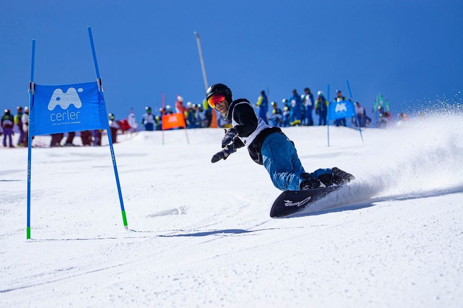 competición de esquí en Cerler