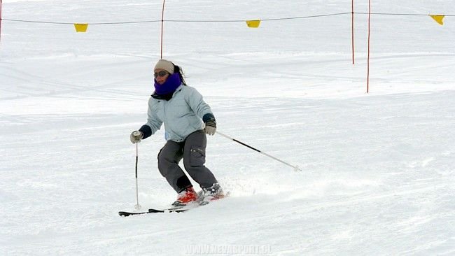 esquiando
