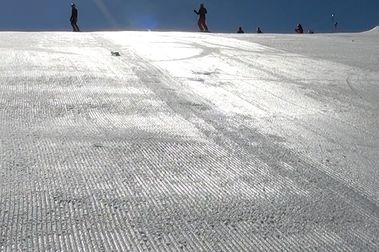 Un 'truco' para esquiar sobre el hielo