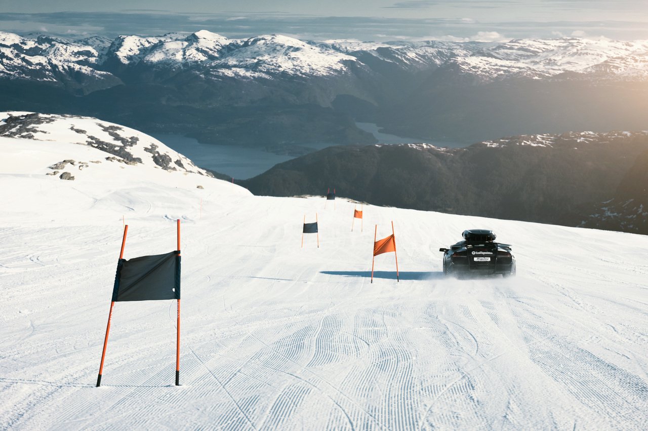 Este es el Lamborghini Murciélago que Jon Olsson usa para esquiar