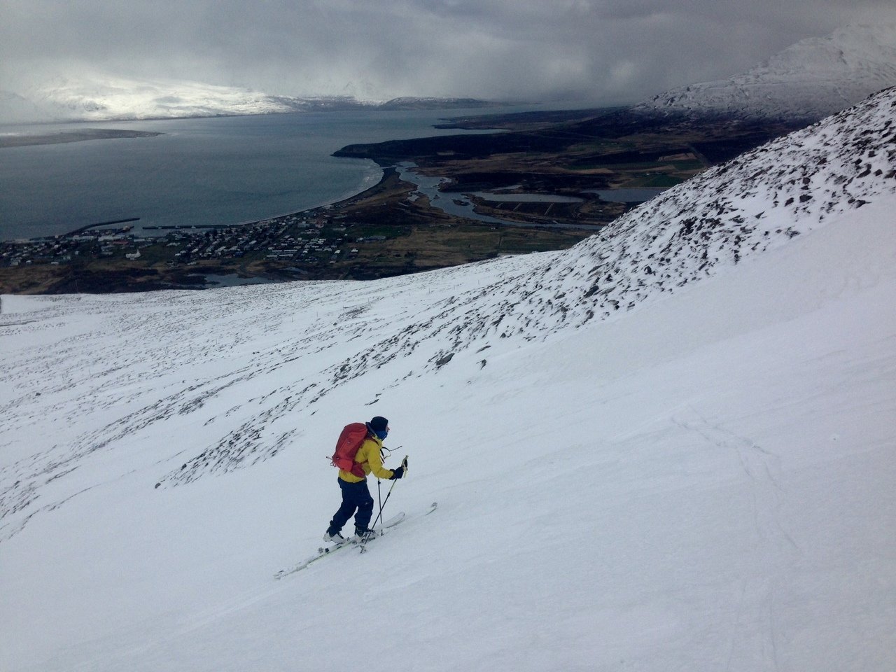 Islandia, esquí salvaje...