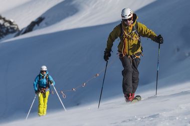 Cuatro consejos para guardar el material de esquí de montaña al acabar la temporada