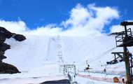 El glaciar Fonna mantiene todavía 7,40 metros de nieve para esquiar