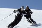 En Argentina los profesores de educación física piden poder enseñar esquí
