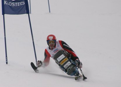 Fotografía de esquiador de la categoría LW 11