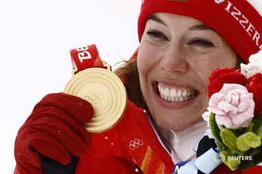 Michelle Gisin logra el oro en la Combinada y Suiza todo un récord olímpico de medallas