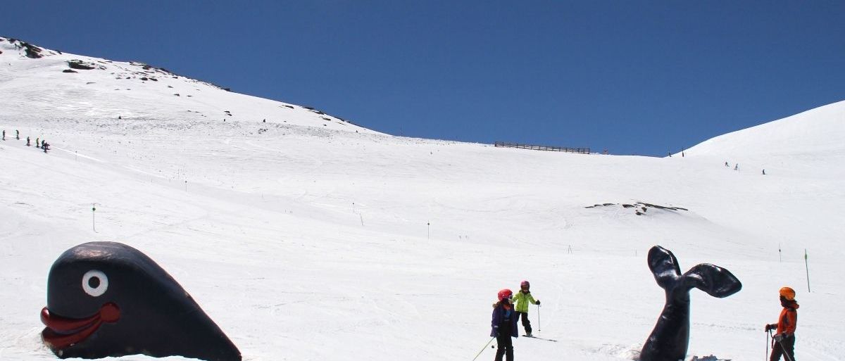 Sierra Nevada abrirá todas sus zonas esquiables hasta el 5 de mayo