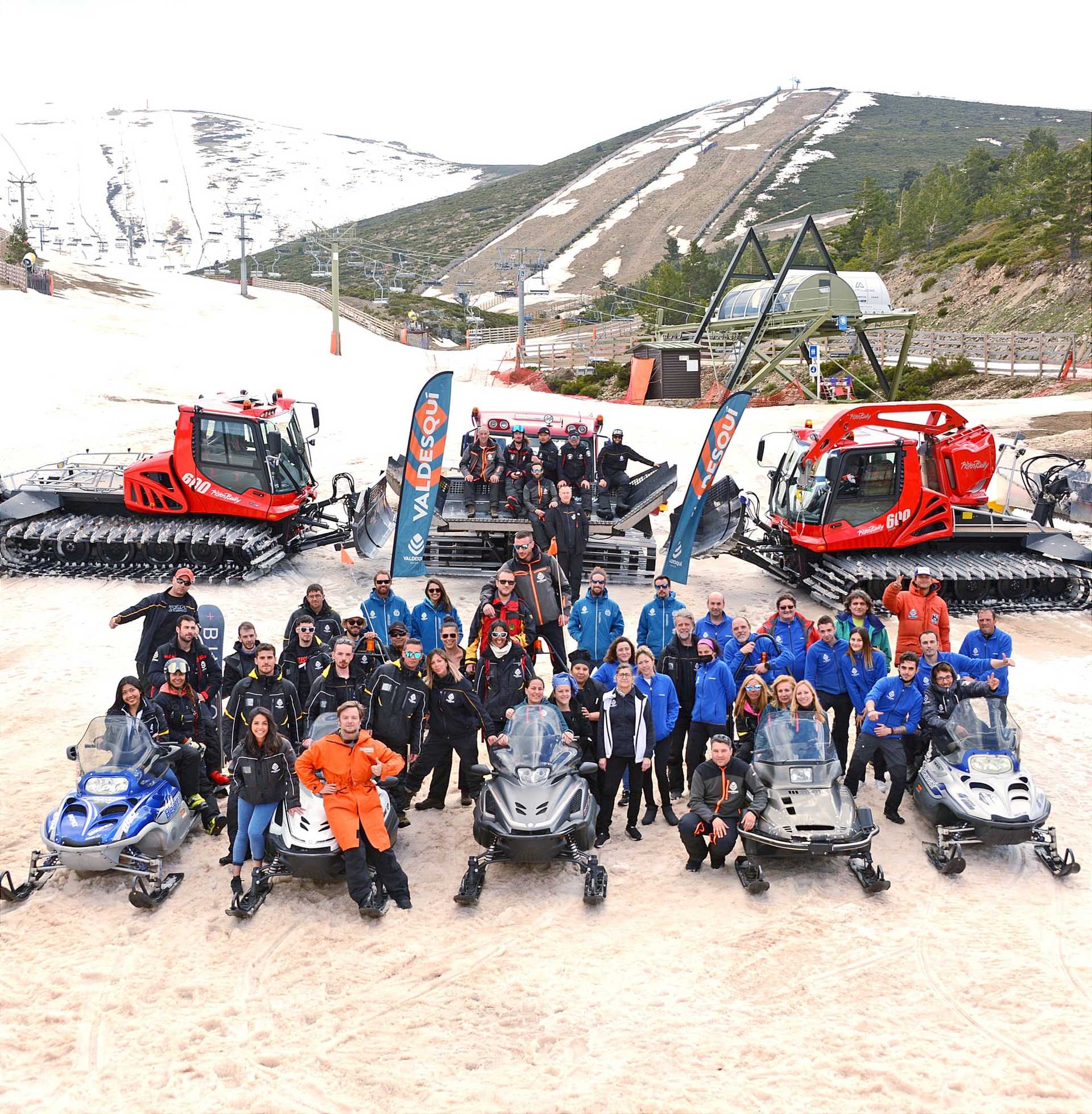El equipo de pistas y montaña de Valdesquí
