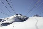 Passo dello Stelvio abre su temporada con cinco metros de nieve