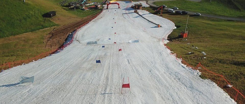 Limone Piamonte habilitó una pista para esquiar con nieve del invierno