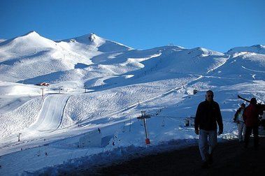 Centros de Ski Podrían Extender La Temporada Hasta Octubre