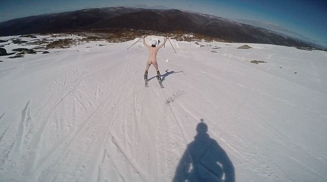 naked skier