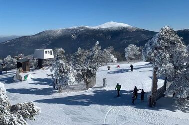 La estación del Puerto de Navacerrada volverá a abrir su temporada de esquí