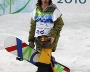 Japón Reprende a Snowboarder por su Apariencia
