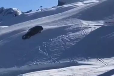 Vehículos se cuelan en las pistas de esquí cerradas para conducir por la nieve