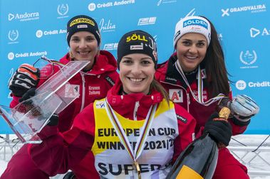 Podio austríaco en el Supergigante de la Copa de Europa de esquí alpino
