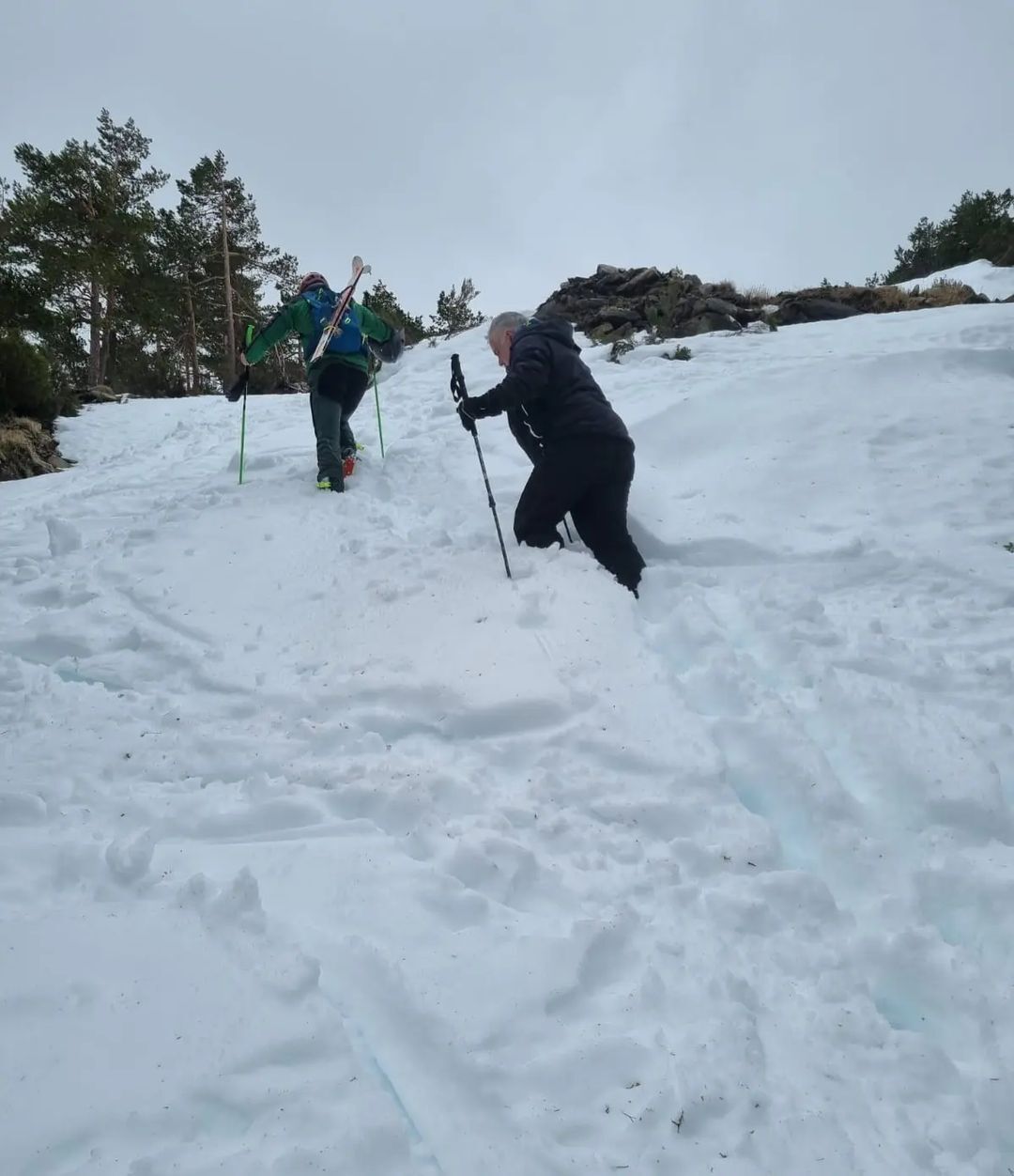 rescate de esquiador en Manzaneda